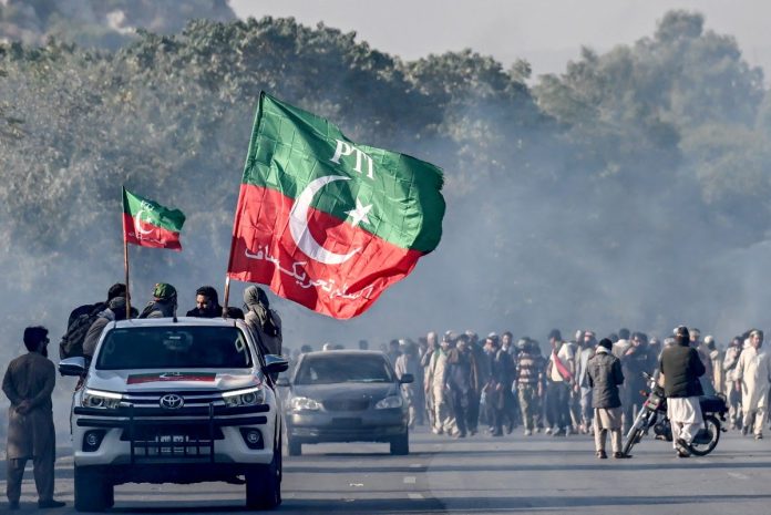 PAKISTAN-POLITICS-UNREST-KHAN