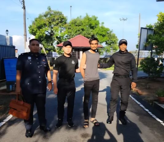 पूर्व प्रेमिकाको अश्लील तस्बिर संजालमा राख्ने मलेसियामा कार्यरत मुखियालाई ५,००० जरिवाना।